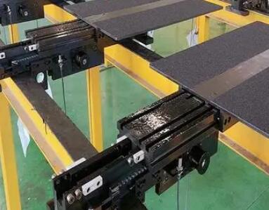 The manufacturer of telescopic forklifts will tell you the types of forklifts
